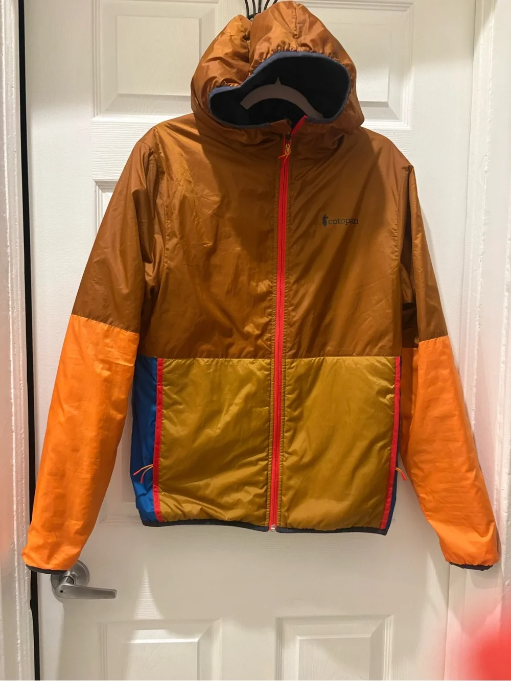 Cotopaxi Reversible Insulated Hooded Jacket Men’s Small Colorblock Navy Puf coat